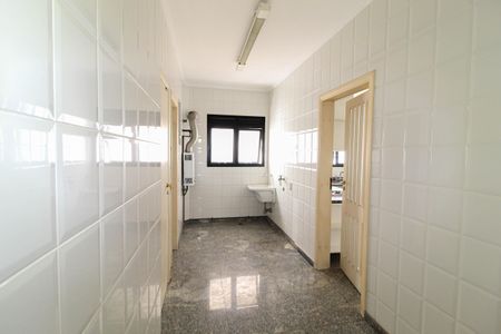 Apartamento à venda com 311m², 3 quartos e sem vagaÁrea de Serviço