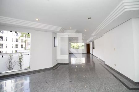 Apartamento à venda com 311m², 3 quartos e sem vagaÁrea comum 