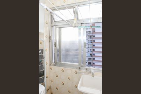 Apartamento à venda com 62m², 2 quartos e sem vagaCozinha e Área de Serviço