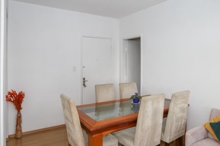 Apartamento à venda com 62m², 2 quartos e sem vagaSala