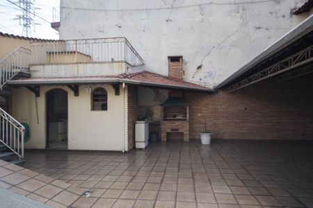 Casa à venda com 185m², 4 quartos e 4 vagas Casa à venda com 185m², 4 quartos e 4 vagasChurrasqueira