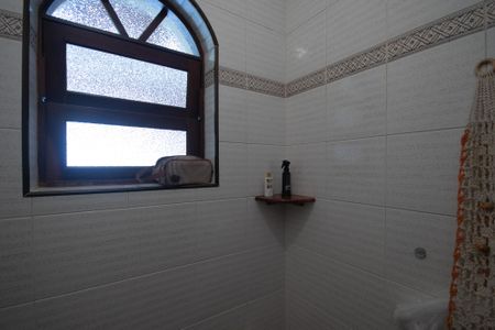 Casa à venda com 185m², 4 quartos e 4 vagas Casa à venda com 185m², 4 quartos e 4 vagasLavabo