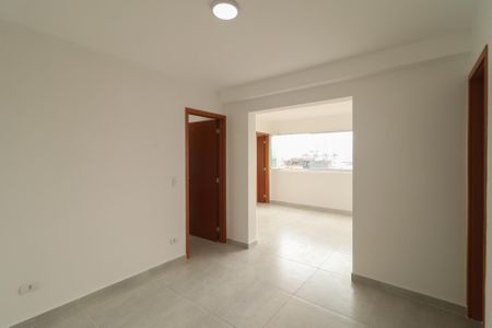 Casa para alugar com 69m², 2 quartos e 1 vaga Casa para alugar com 69m², 2 quartos e 1 vagaSala