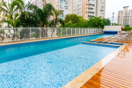 Apartamento à venda com 64m², 2 quartos e 2 vagasÁrea comum - Piscina