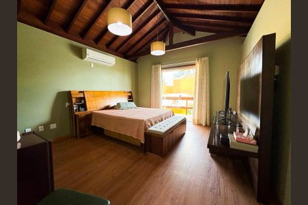 Casa à venda com 1000m², 4 quartos e 8 vagassuíte 1