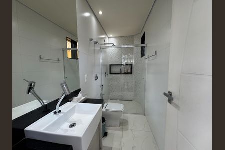 Casa à venda com 1000m², 4 quartos e 8 vagasBanheiro 3