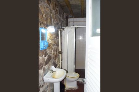 Casa à venda com 700m², 4 quartos e 2 vagas Casa à venda com 700m², 4 quartos e 2 vagasBanheiro Área de Serviço