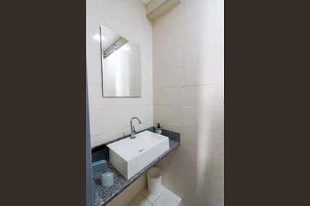 Lavabo de apartamento para alugar com 3 quartos, 82m² em Centro, Campinas