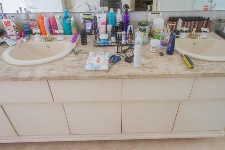 Casa à venda com 700m², 4 quartos e 4 vagasPia