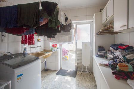 Casa à venda com 700m², 4 quartos e 4 vagasÁrea de Serviço