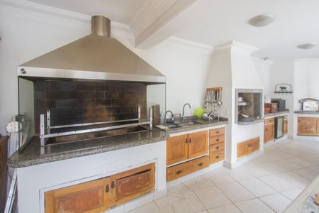 Casa à venda com 700m², 4 quartos e 4 vagasÁrea Gourmet