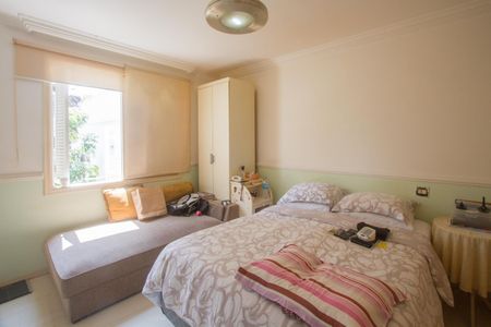 Casa à venda com 700m², 4 quartos e 4 vagasSuíte 1