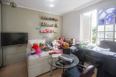 Casa à venda com 700m², 4 quartos e 4 vagasSuíte 2