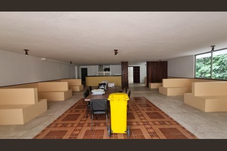 Apartamento à venda com 177m², 3 quartos e 1 vagaSalão de Festas