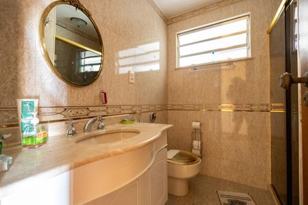 Apartamento à venda com 177m², 3 quartos e 1 vagaBanheiro Social 2