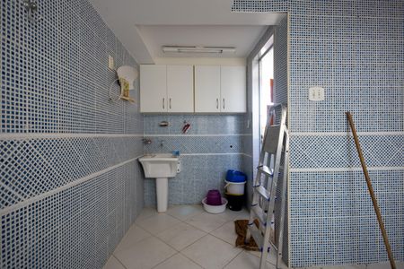 Apartamento à venda com 177m², 3 quartos e 1 vagaÁrea de Serviço