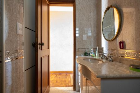 Apartamento à venda com 177m², 3 quartos e 1 vagaBanheiro Social 2