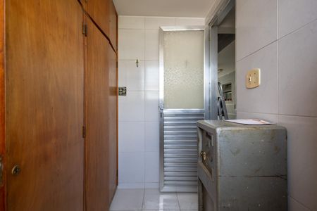 Apartamento à venda com 177m², 3 quartos e 1 vagaQuarto de Serviço