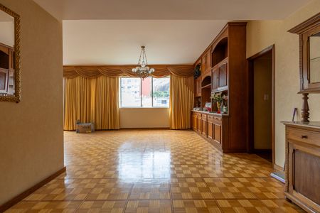 Apartamento à venda com 177m², 3 quartos e 1 vagaSala