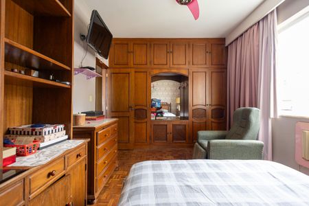 Apartamento à venda com 177m², 3 quartos e 1 vagaQuarto 2