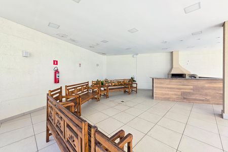 Apartamento para alugar com 65m², 2 quartos e 1 vaga Apartamento para alugar com 65m², 2 quartos e 1 vagaÁrea comum - Churrasqueira