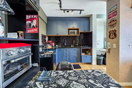 Apartamento para alugar com 65m², 2 quartos e 1 vaga Apartamento para alugar com 65m², 2 quartos e 1 vagaCozinha / Lavanderia