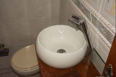 Casa à venda com 191m², 3 quartos e 3 vagasLavabo