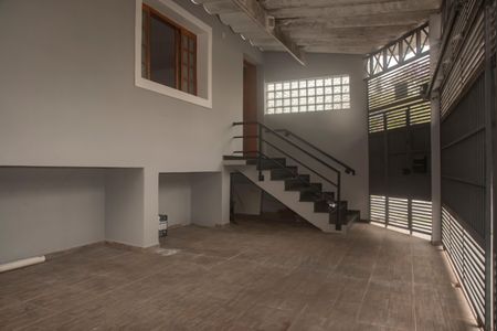 Casa à venda com 191m², 3 quartos e 3 vagasGaragem