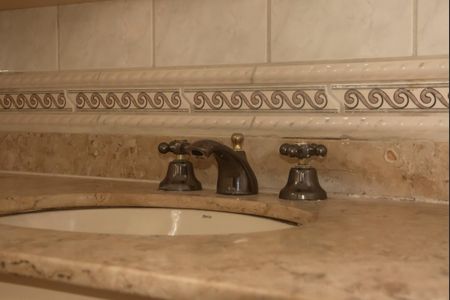 Casa à venda com 191m², 3 quartos e 3 vagasBanheiro da Suíte