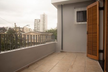 Casa à venda com 191m², 3 quartos e 3 vagasVaranda do Quarto 2