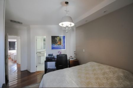 Apartamento à venda com 150m², 4 quartos e 3 vagasQuarto 1 ( Suíte )