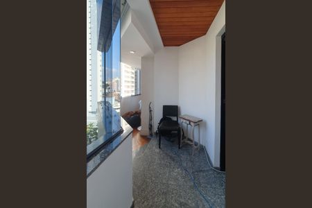 Apartamento à venda com 150m², 4 quartos e 3 vagasvaranda da Suíte e do quarto 2