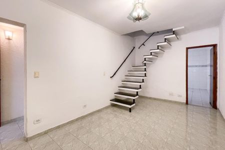 Casa à venda com 125m², 2 quartos e 2 vagas Casa à venda com 125m², 2 quartos e 2 vagasSala