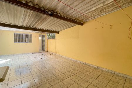 Casa à venda com 125m², 2 quartos e 2 vagas Casa à venda com 125m², 2 quartos e 2 vagasQuintal