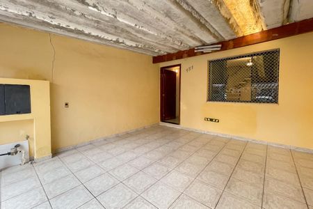 Casa à venda com 125m², 2 quartos e 2 vagas Casa à venda com 125m², 2 quartos e 2 vagasGaragem