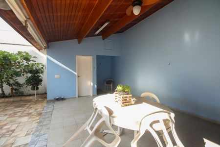 Casa à venda com 267m², 3 quartos e 4 vagasQuintal - Churrasqueira 