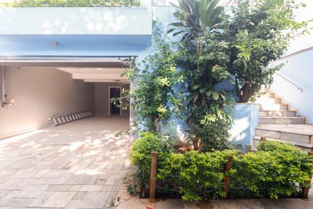 Casa à venda com 267m², 3 quartos e 4 vagasEntrada 