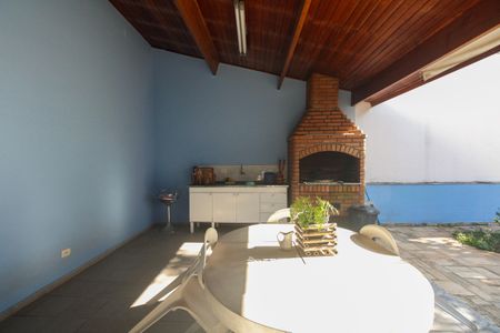 Casa à venda com 267m², 3 quartos e 4 vagasQuintal - Churrasqueira 