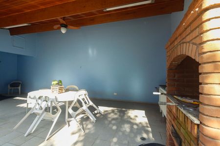 Casa à venda com 267m², 3 quartos e 4 vagasQuintal - Churrasqueira 