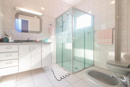 Casa à venda com 267m², 3 quartos e 4 vagasBanheiro Social 