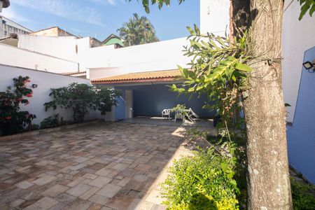 Casa à venda com 267m², 3 quartos e 4 vagasQuintal 
