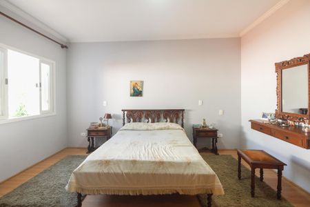 Casa à venda com 267m², 3 quartos e 4 vagasSuíte 