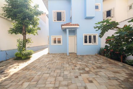 Casa à venda com 267m², 3 quartos e 4 vagasQuintal 