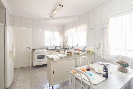 Casa à venda com 267m², 3 quartos e 4 vagasCozinha 