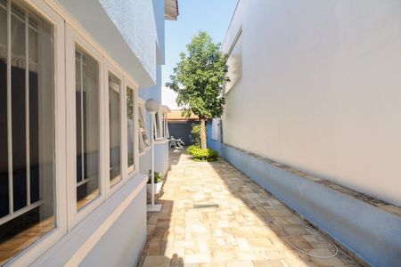 Casa à venda com 267m², 3 quartos e 4 vagasQuintal 