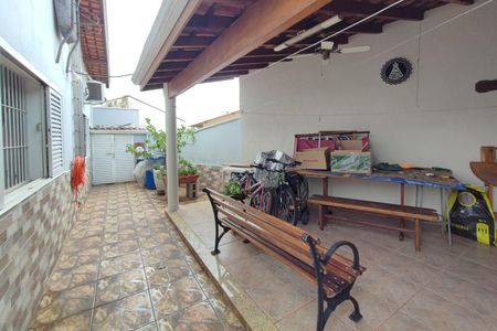 Casa à venda com 165m², 3 quartos e 4 vagasÁrea gourmet