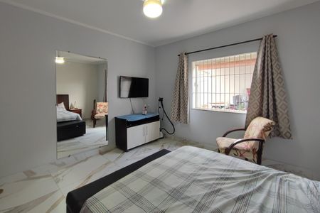 Casa à venda com 165m², 3 quartos e 4 vagasSuíte