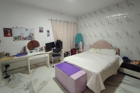 Casa à venda com 165m², 3 quartos e 4 vagasQuarto 2