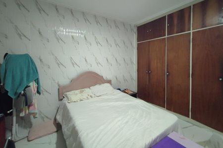 Casa à venda com 165m², 3 quartos e 4 vagasQuarto 2