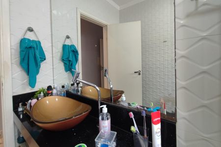 Casa à venda com 165m², 3 quartos e 4 vagasBanheiro Social